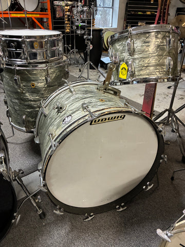 Ludwig Early 1960's Blue Sky Pearl - 4-piece